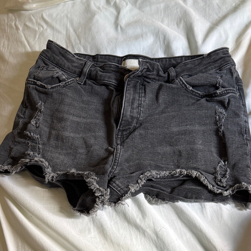 H&M Charcoal Frayed Denim Shorts